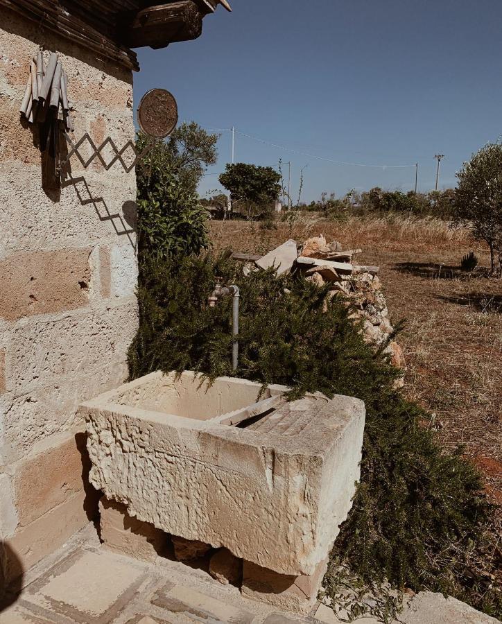 Hostal Trullo Contrada Stracca Alliste Exterior foto
