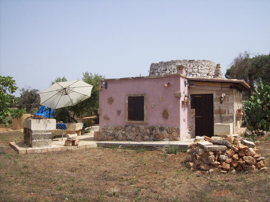 Hostal Trullo Contrada Stracca Alliste Exterior foto